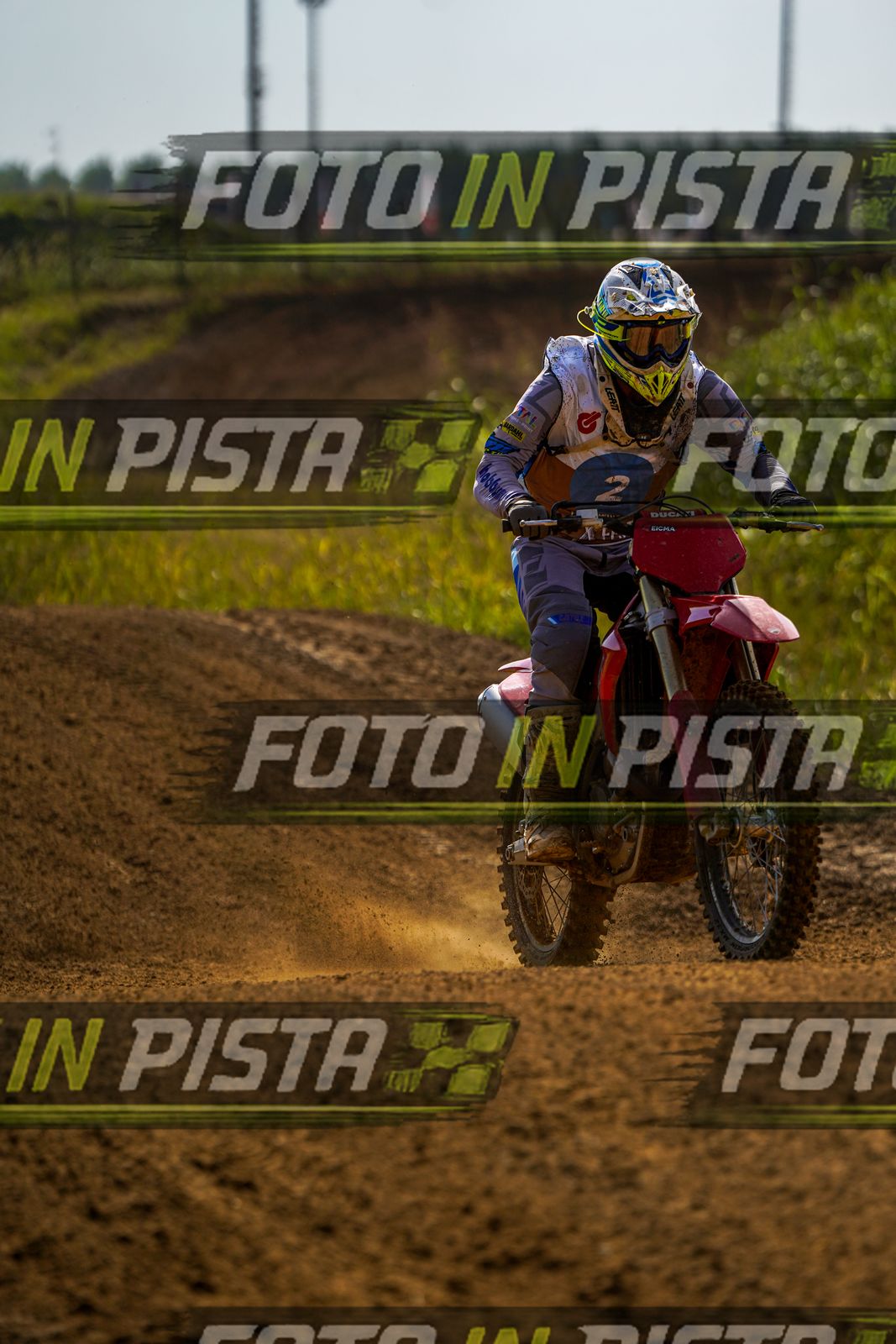 EICMA 20-09 15:00-16:00 · DOS04664