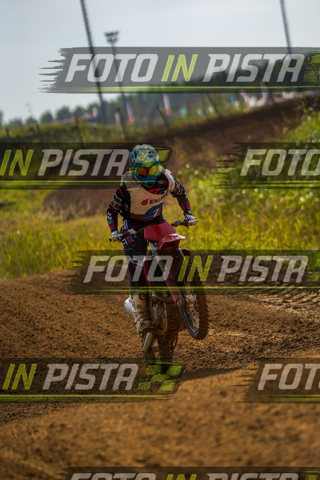 EICMA 20-09 15:00-16:00 · DOS04667