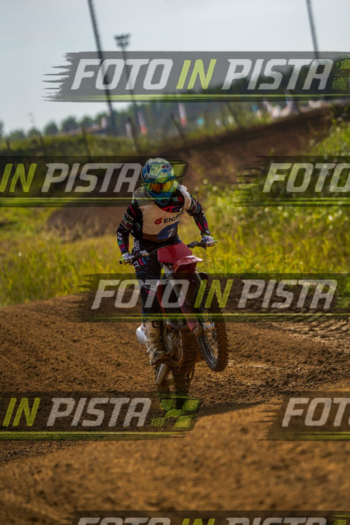 EICMA 20-09 15:00-16:00 · DOS04667