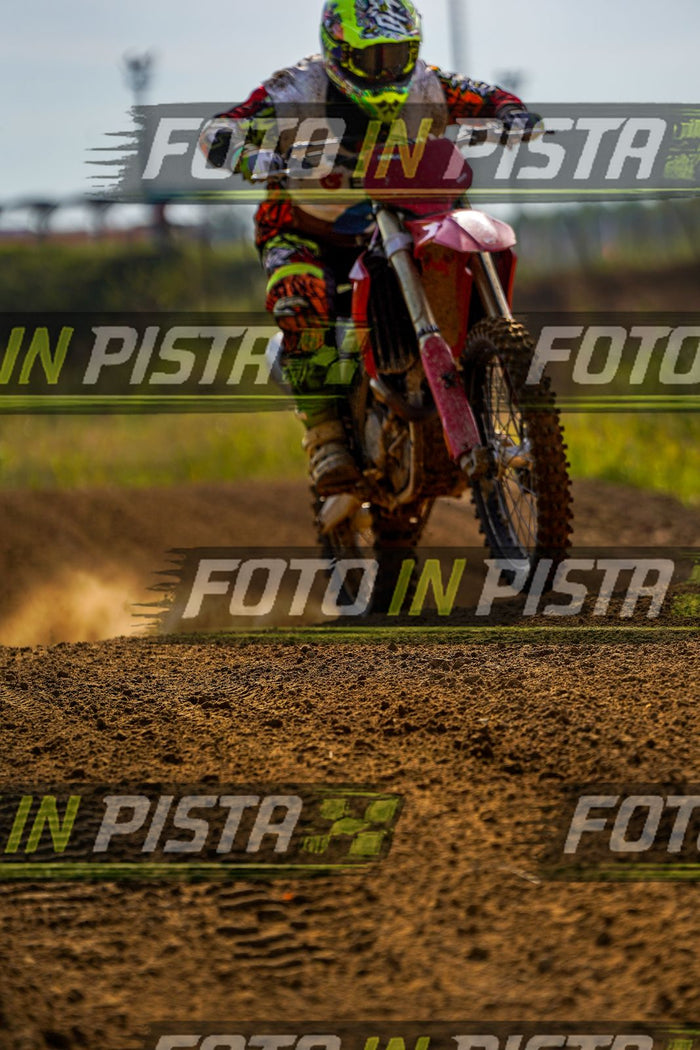 EICMA 20-09 15:00-16:00 · DOS04684
