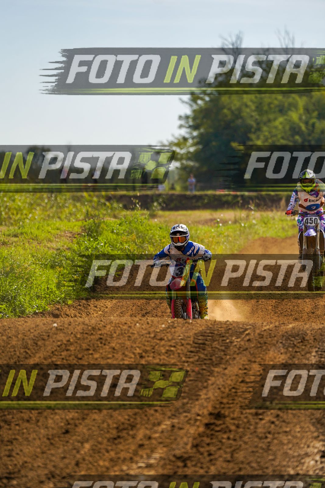 EICMA 20-09 15:00-16:00 · DOS04701