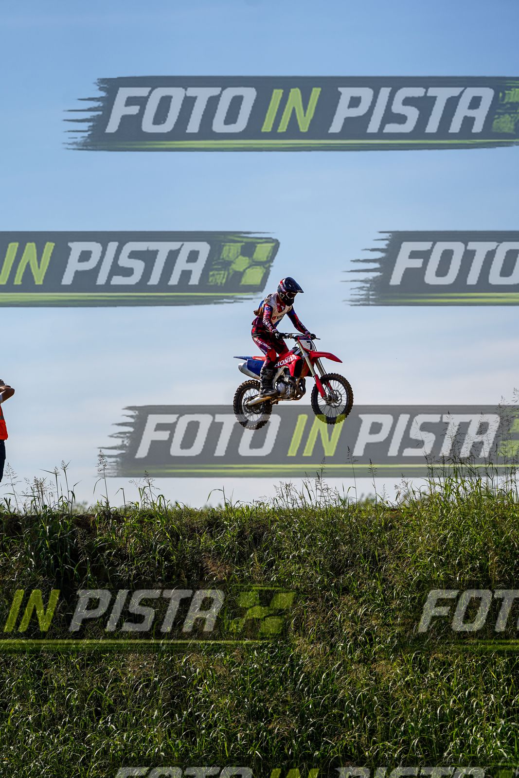 EICMA 20-09 15:00-16:00 · DOS04764