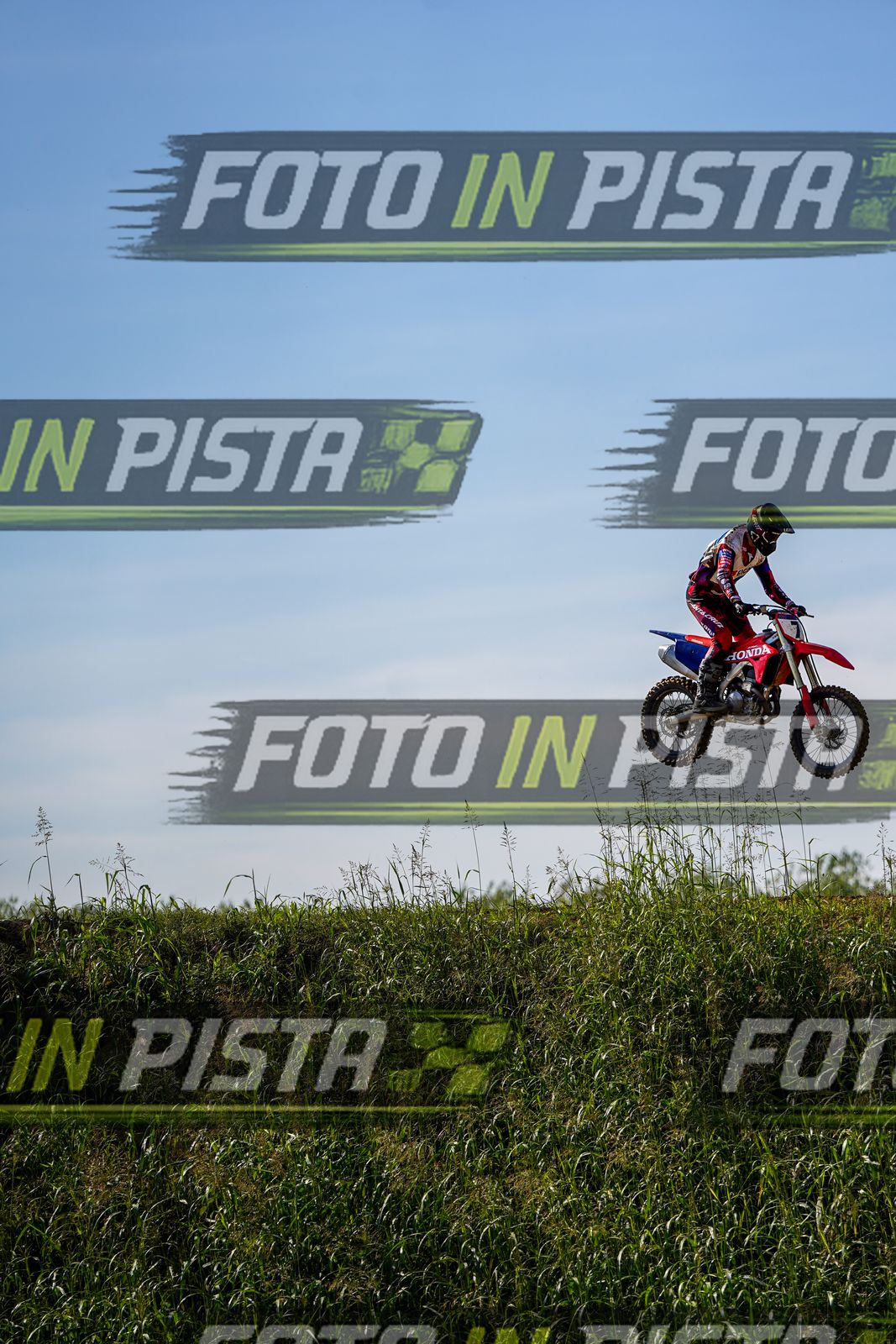 EICMA 20-09 15:00-16:00 · DOS04766
