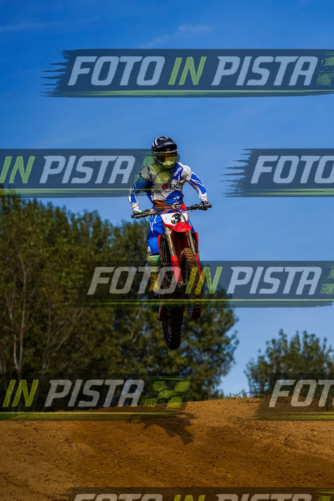 EICMA 20-09 15:00-16:00 · DOS04801