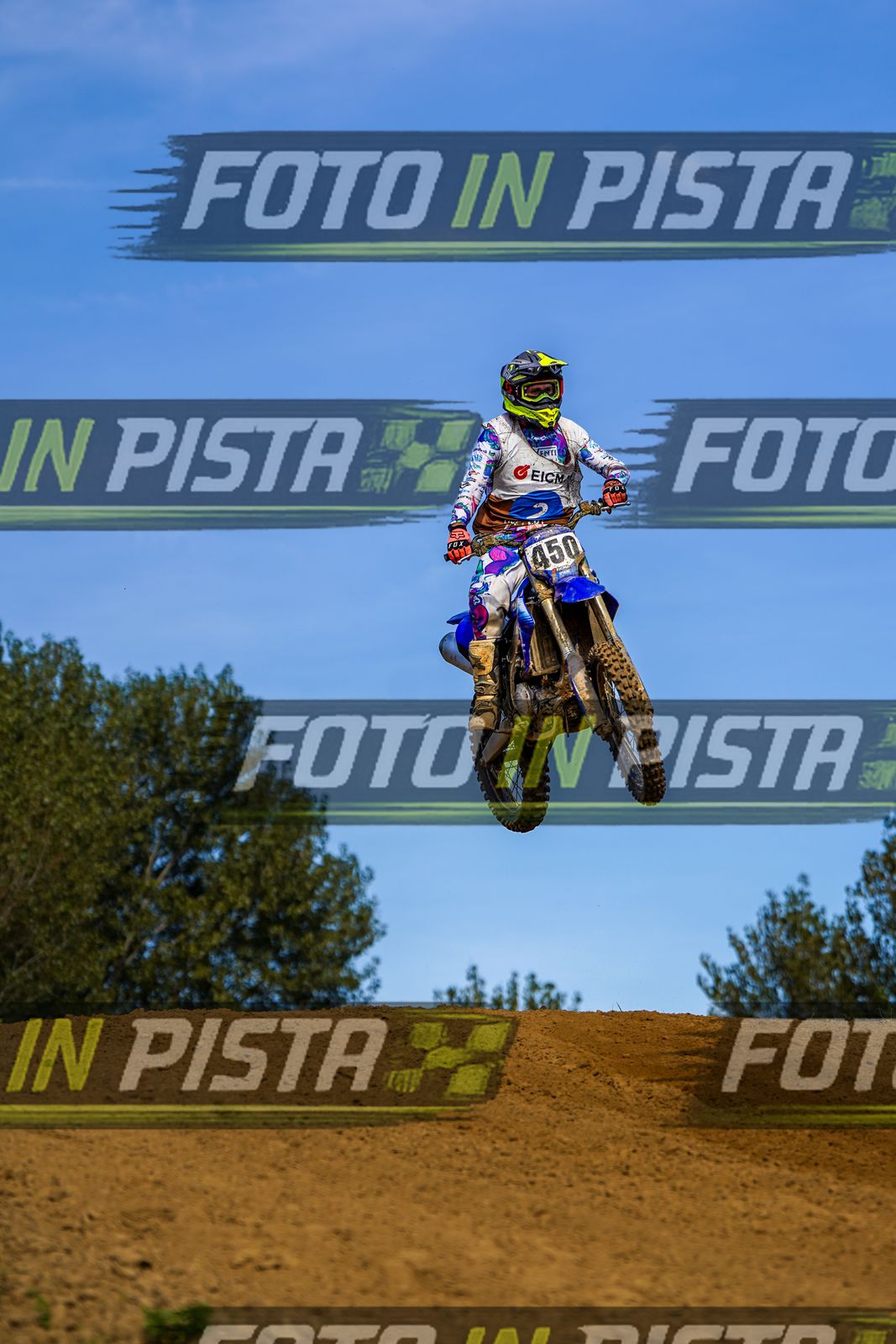 EICMA 20-09 15:00-16:00 · DOS04806