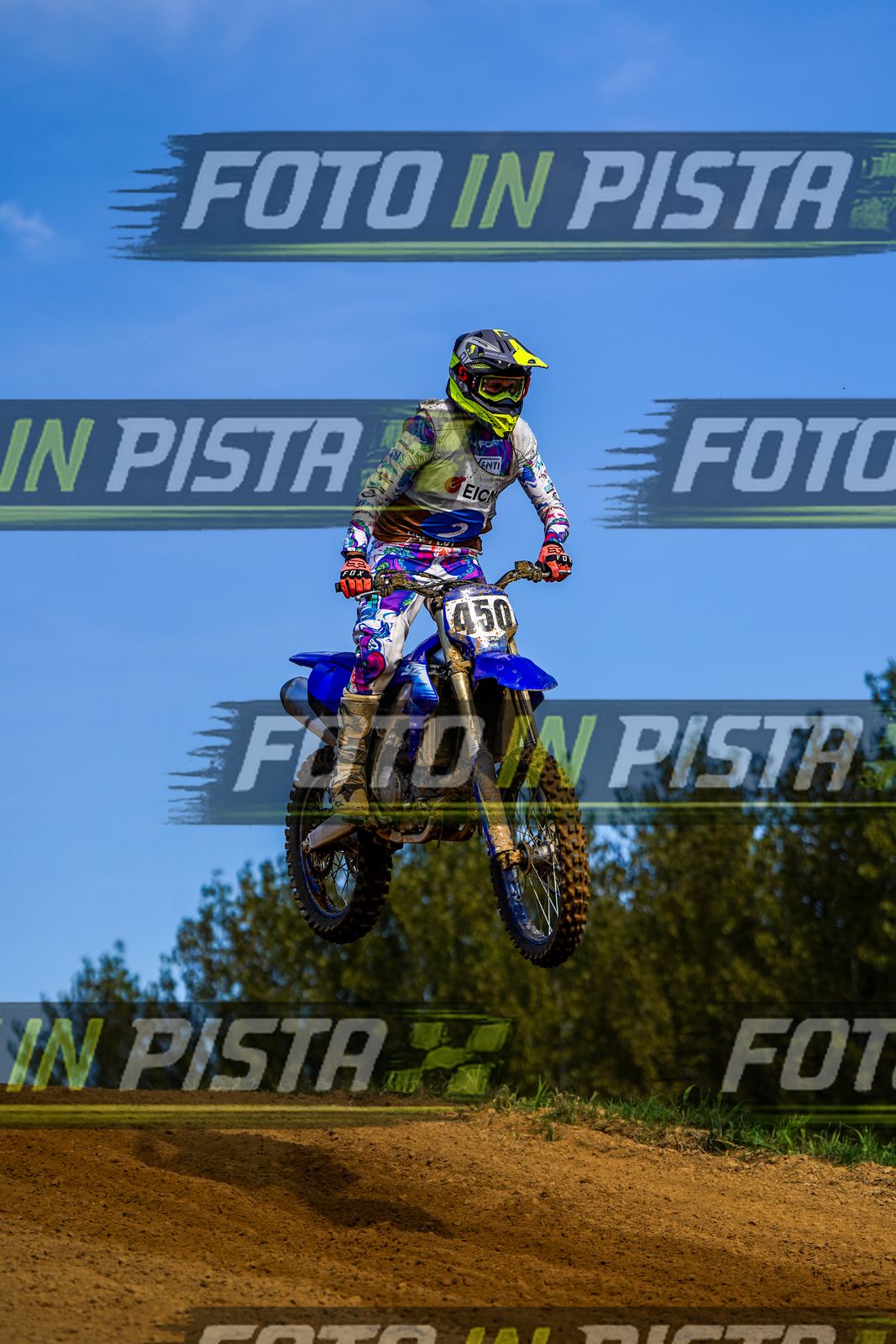 EICMA 20-09 15:00-16:00 · DOS04809