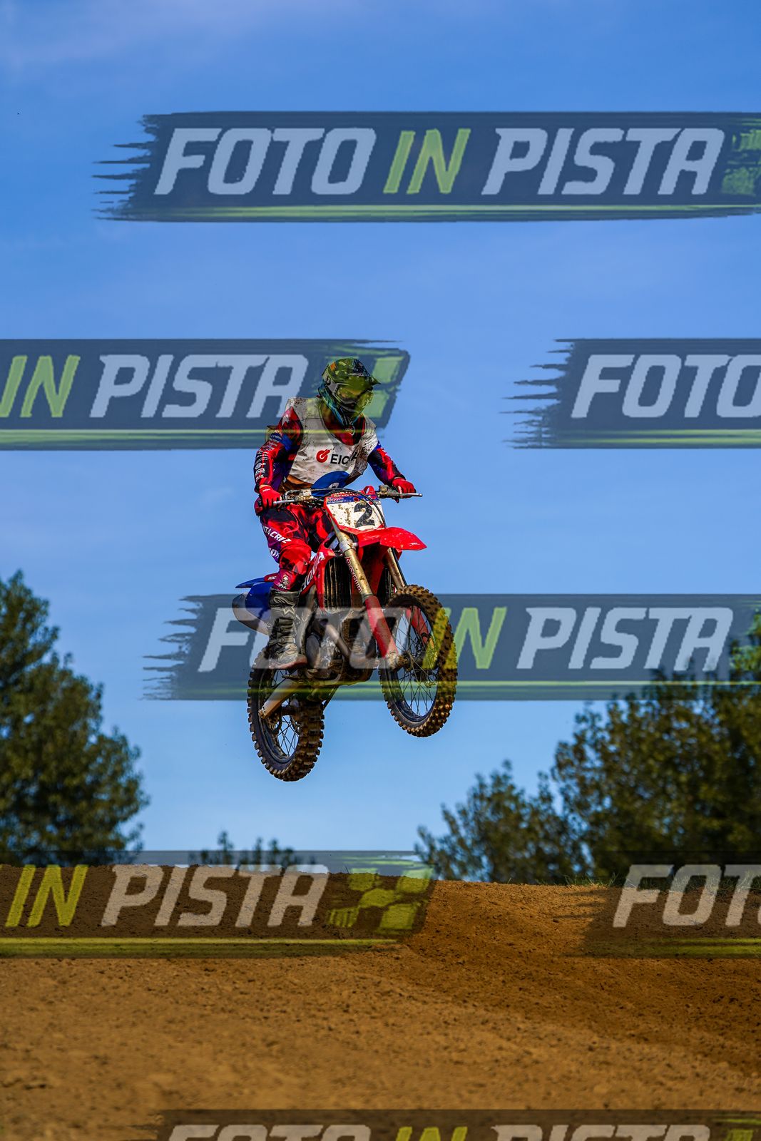 EICMA 20-09 15:00-16:00 · DOS04813
