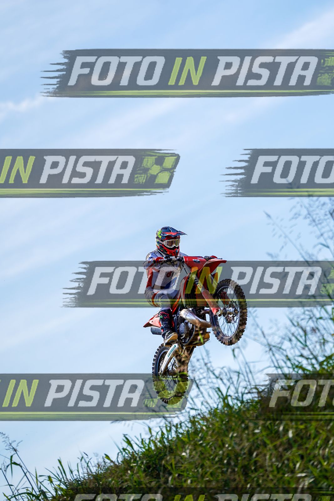 EICMA 20-09 15:00-16:00 · DOS04860