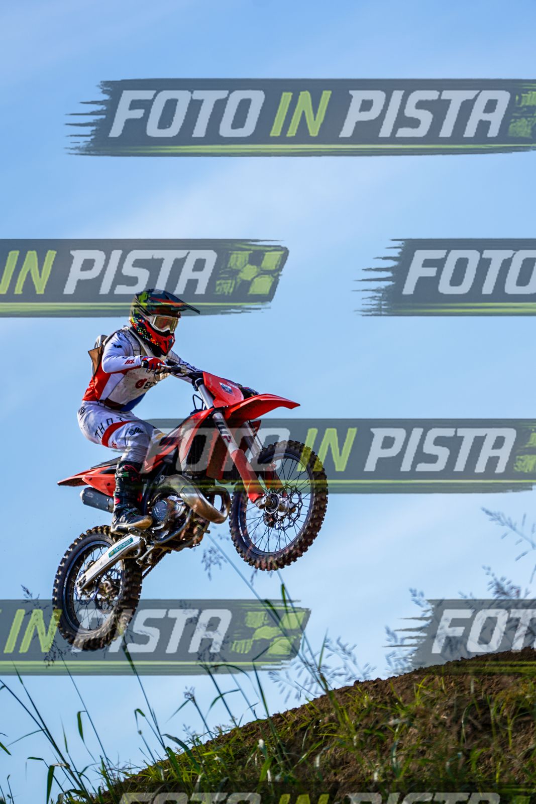 EICMA 20-09 15:00-16:00 · DOS04864