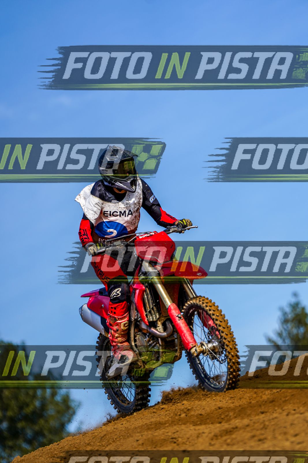 EICMA 20-09 15:00-16:00 · DOS04867