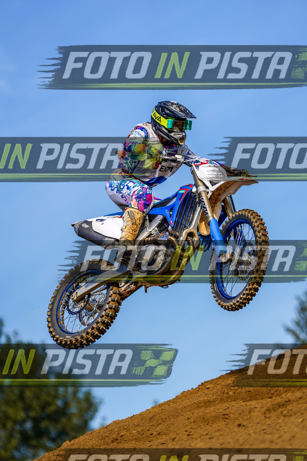 EICMA 20-09 15:00-16:00 · DOS04882