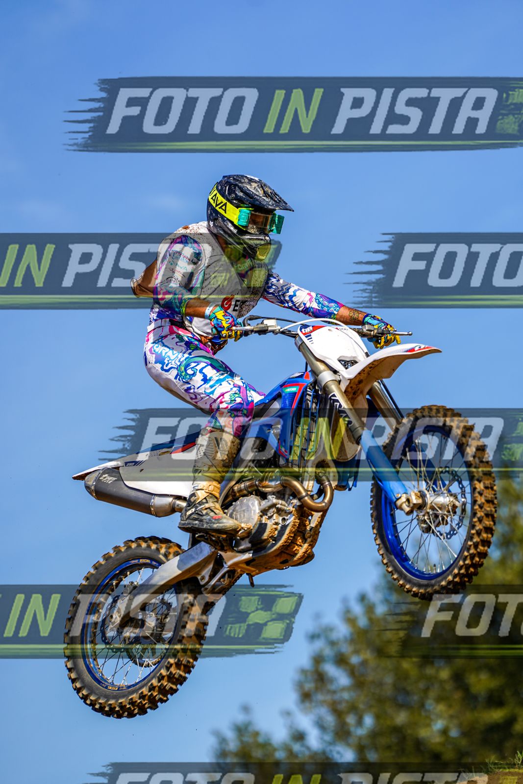 EICMA 20-09 15:00-16:00 · DOS04925
