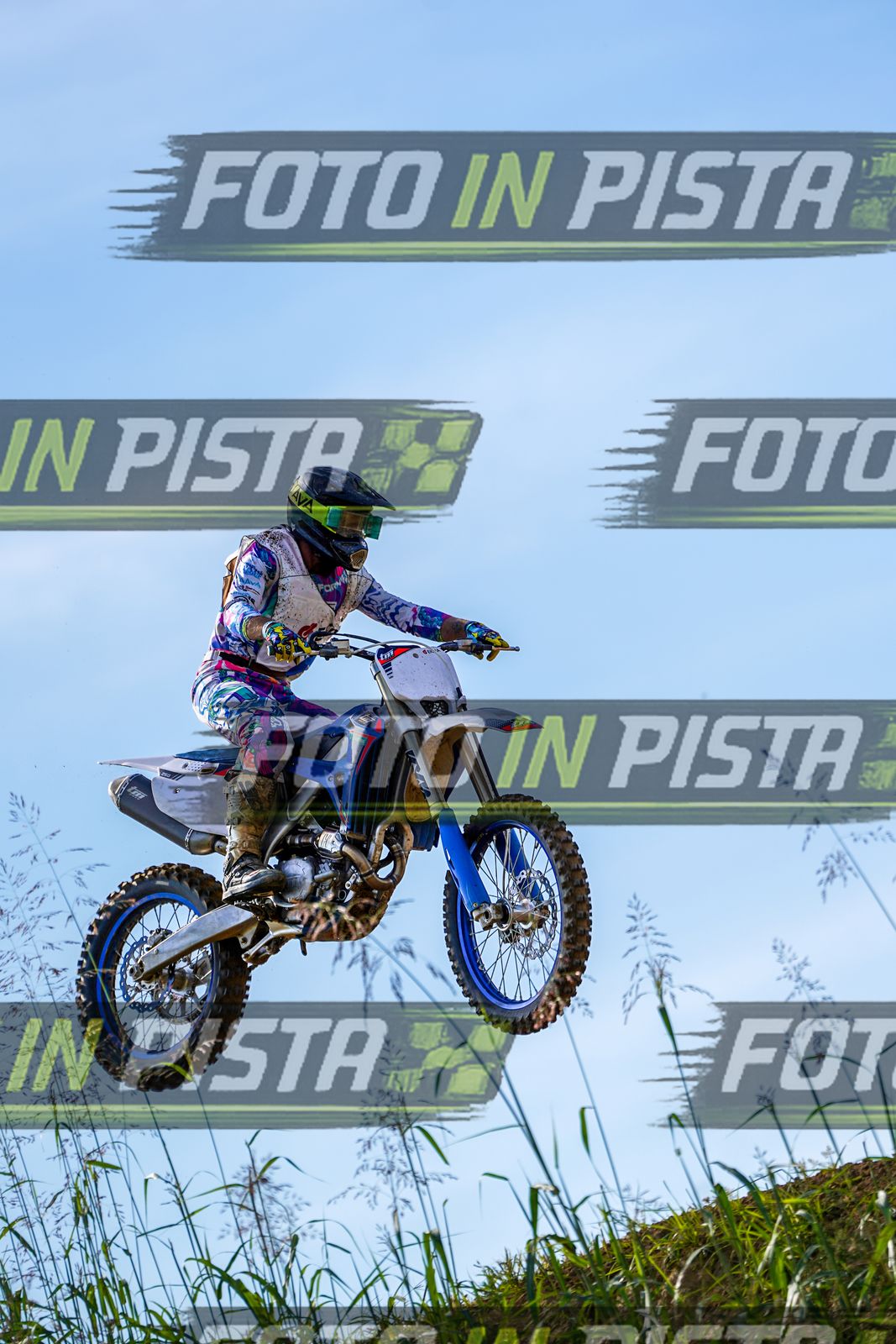 EICMA 20-09 15:00-16:00 · DOS04930