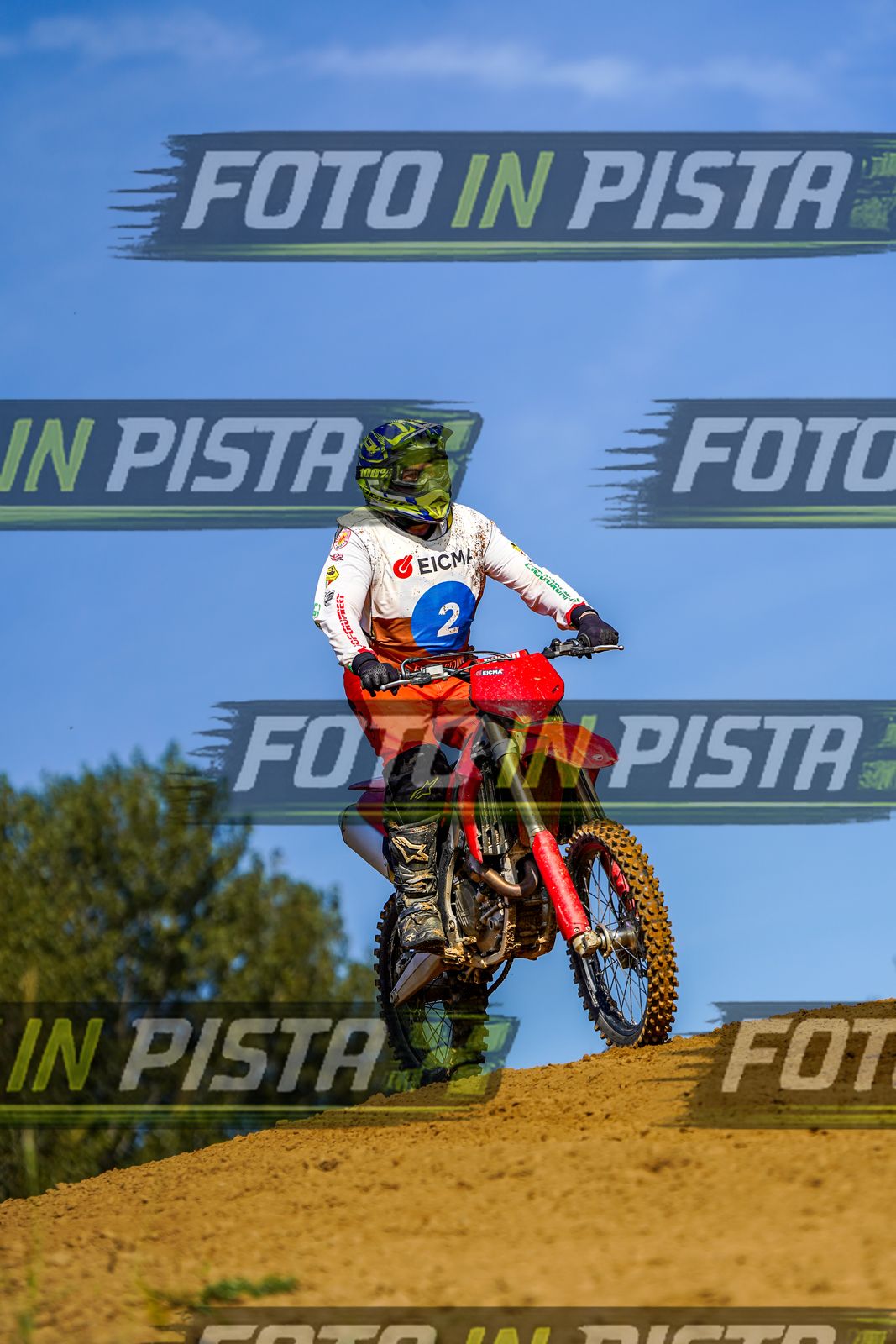 EICMA 20-09 15:00-16:00 · DOS04947