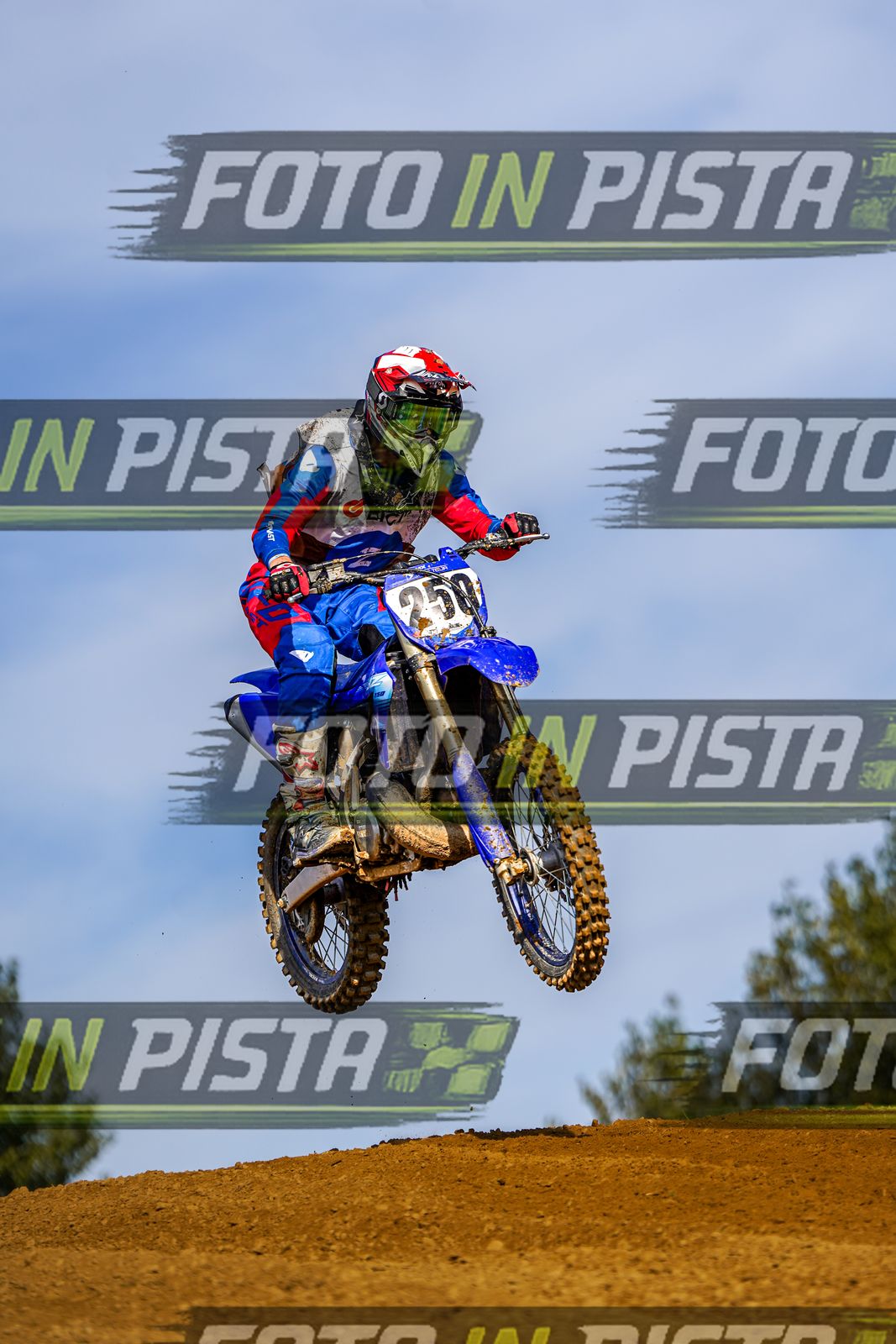 EICMA 20-09 16:00-17:00 · DOS04998