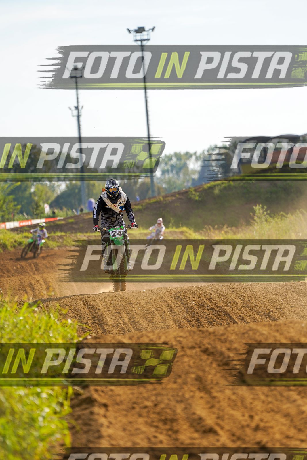 EICMA 20-09 16:00-17:00 · DOS05165