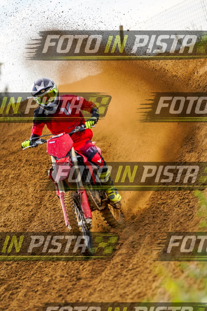 EICMA 20-09 17:00-18:00 · DOS05212