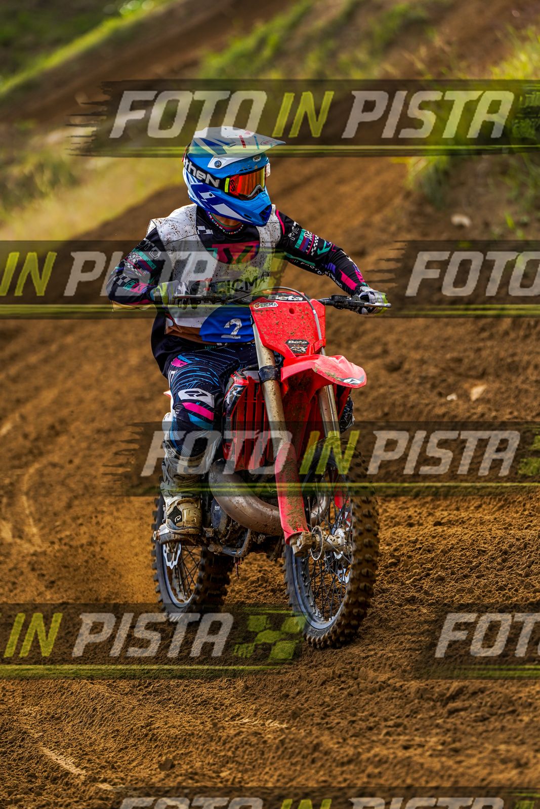 EICMA 20-09 17:00-18:00 · DOS05221