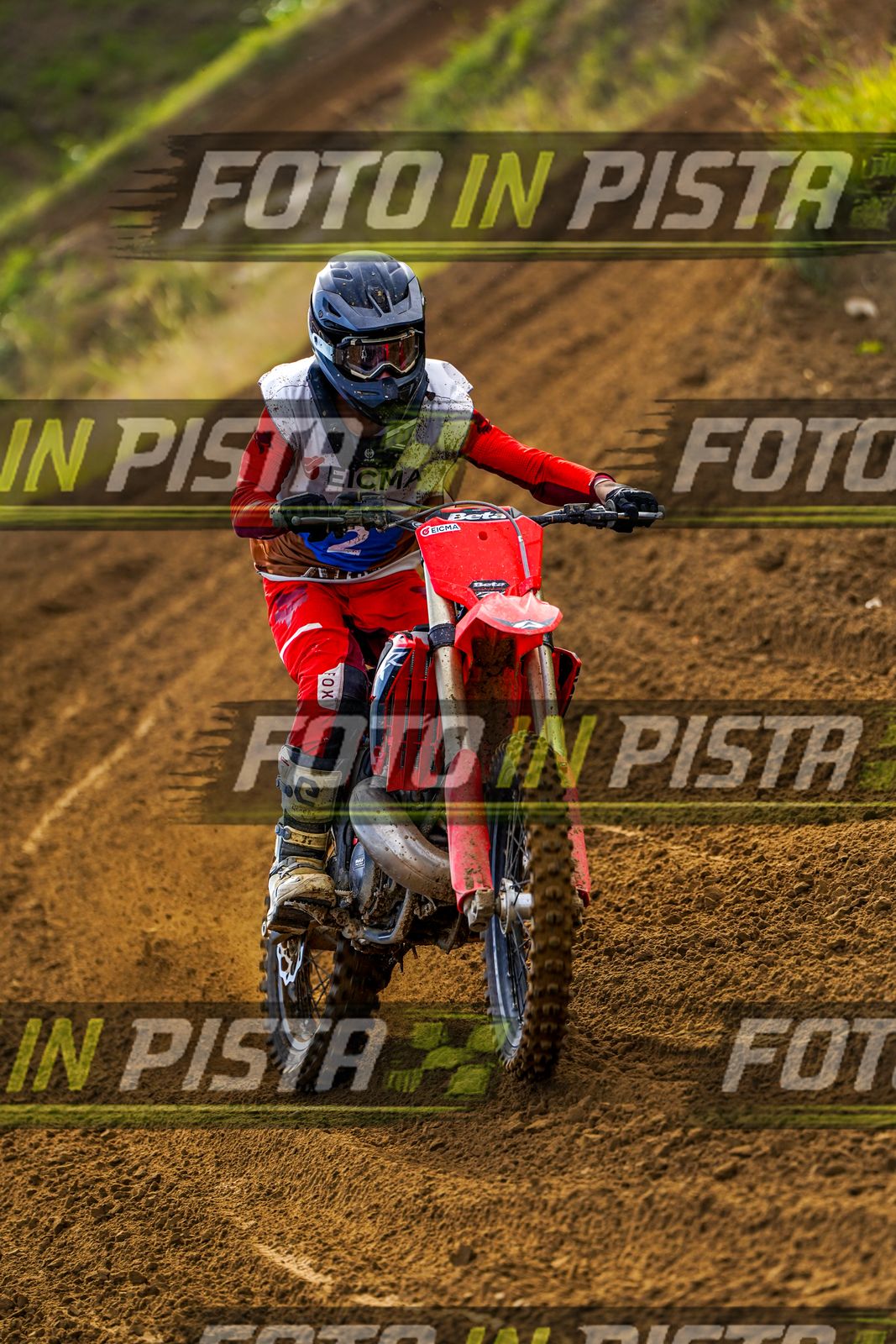 EICMA 20-09 17:00-18:00 · DOS05223