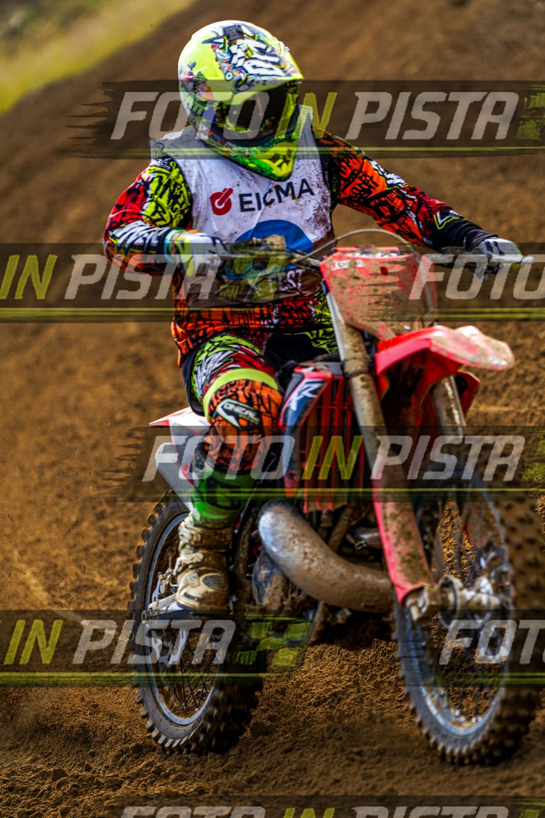 EICMA 20-09 17:00-18:00 · DOS05227