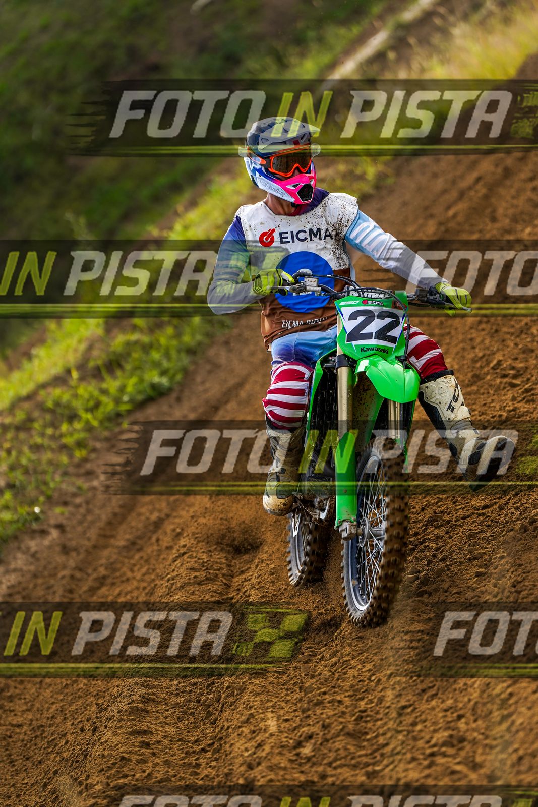 EICMA 20-09 17:00-18:00 · DOS05235