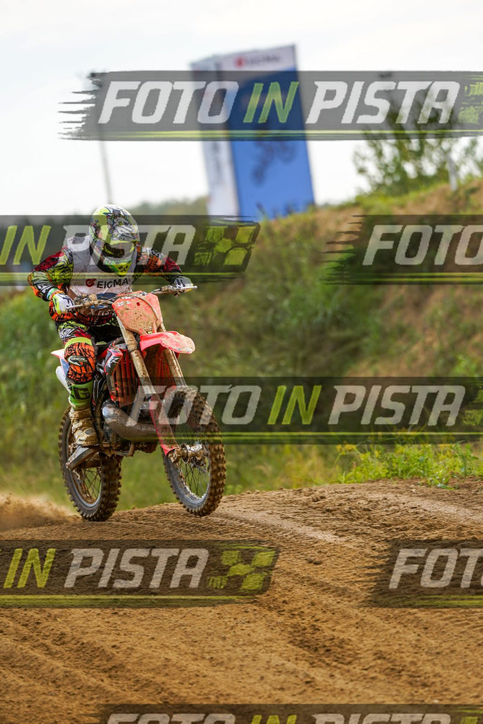 EICMA 20-09 17:00-18:00 · DOS05239