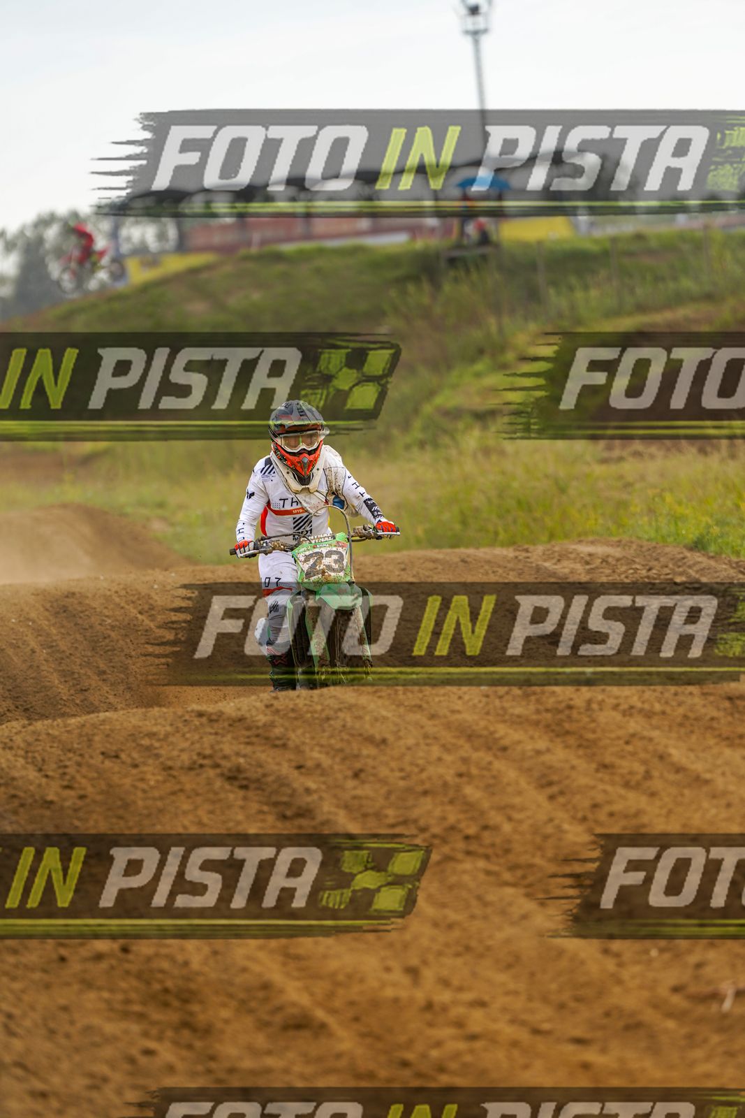 EICMA 20-09 17:00-18:00 · DOS05248