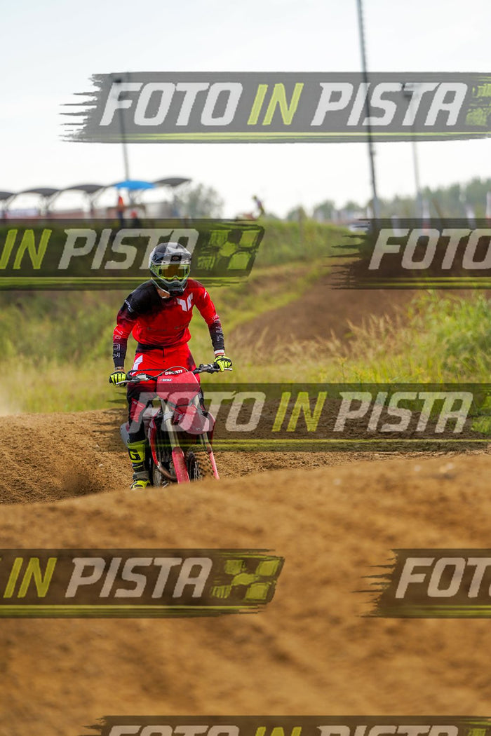 EICMA 20-09 17:00-18:00 · DOS05264