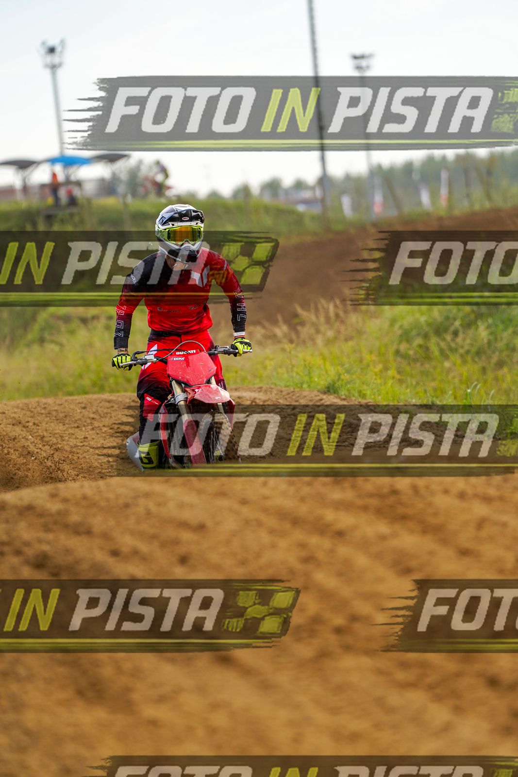 EICMA 20-09 17:00-18:00 · DOS05265