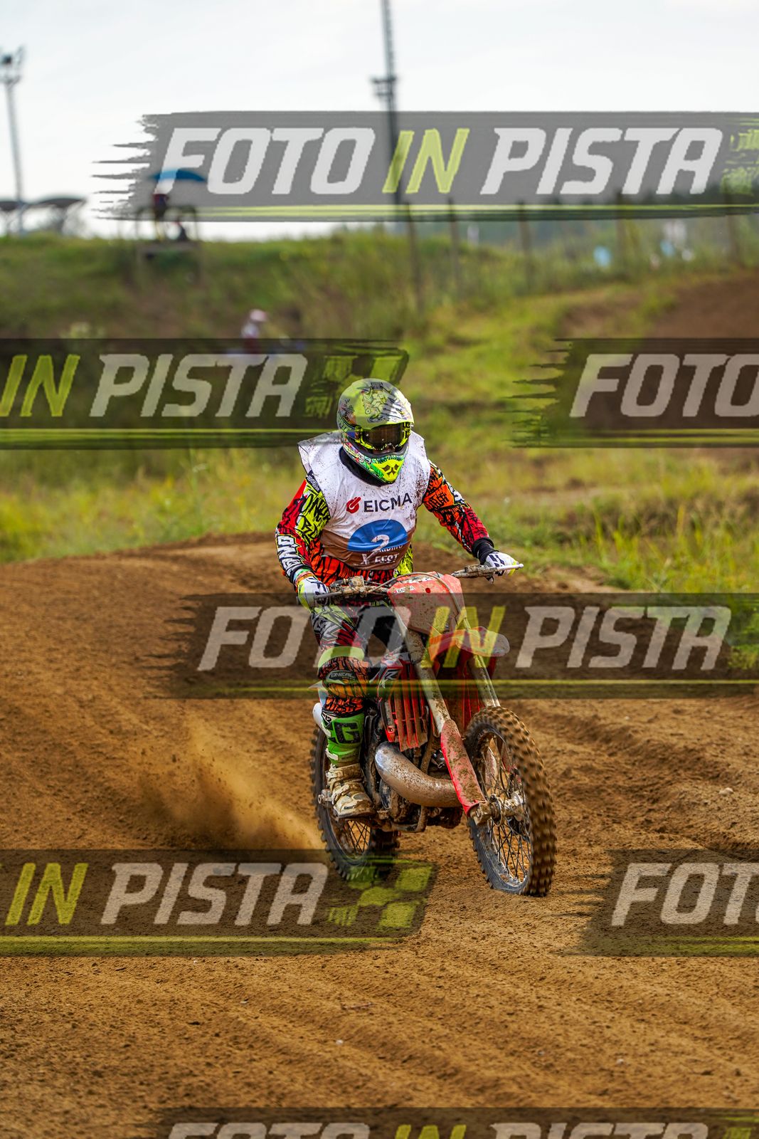EICMA 20-09 17:00-18:00 · DOS05276