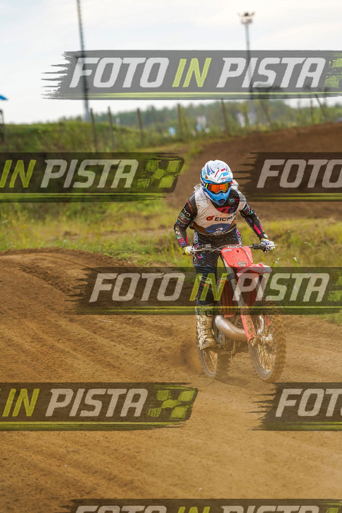 EICMA 20-09 17:00-18:00 · DOS05279