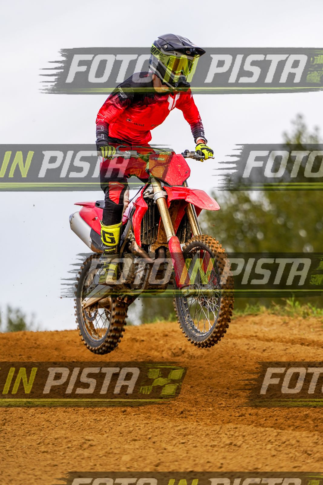 EICMA 20-09 17:00-18:00 · DOS05290