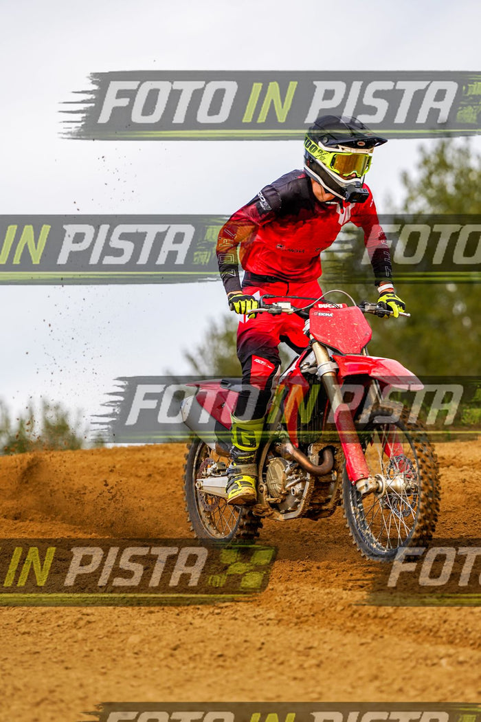 EICMA 20-09 17:00-18:00 · DOS05324