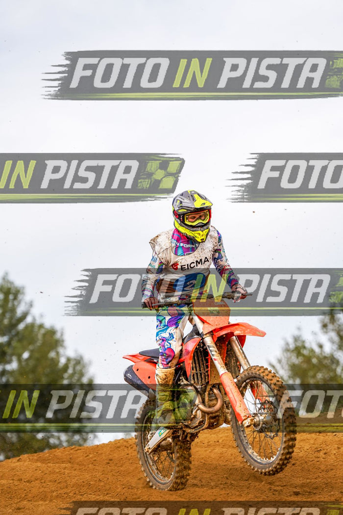 EICMA 20-09 17:00-18:00 · DOS05335