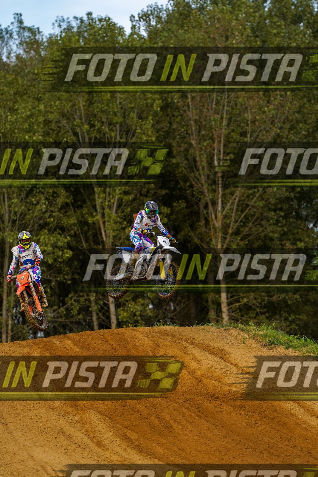 EICMA 20-09 17:00-18:00 · DOS05350