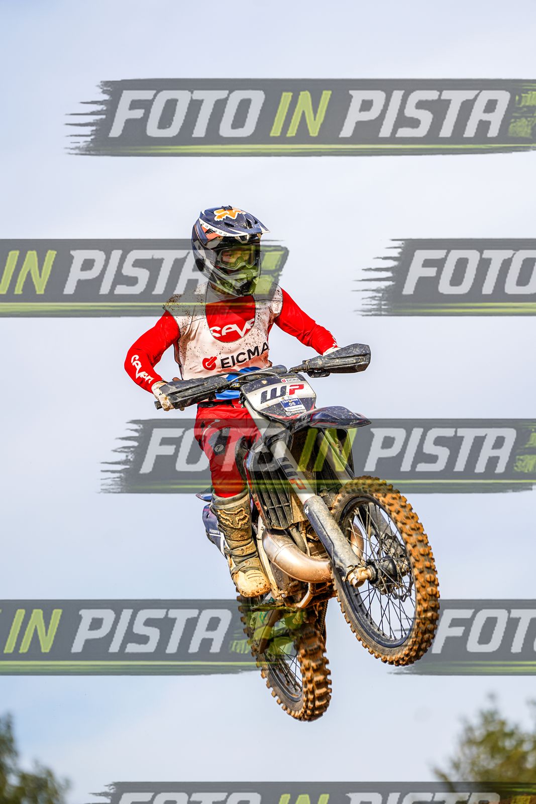 EICMA 20-09 17:00-18:00 · DOS05401