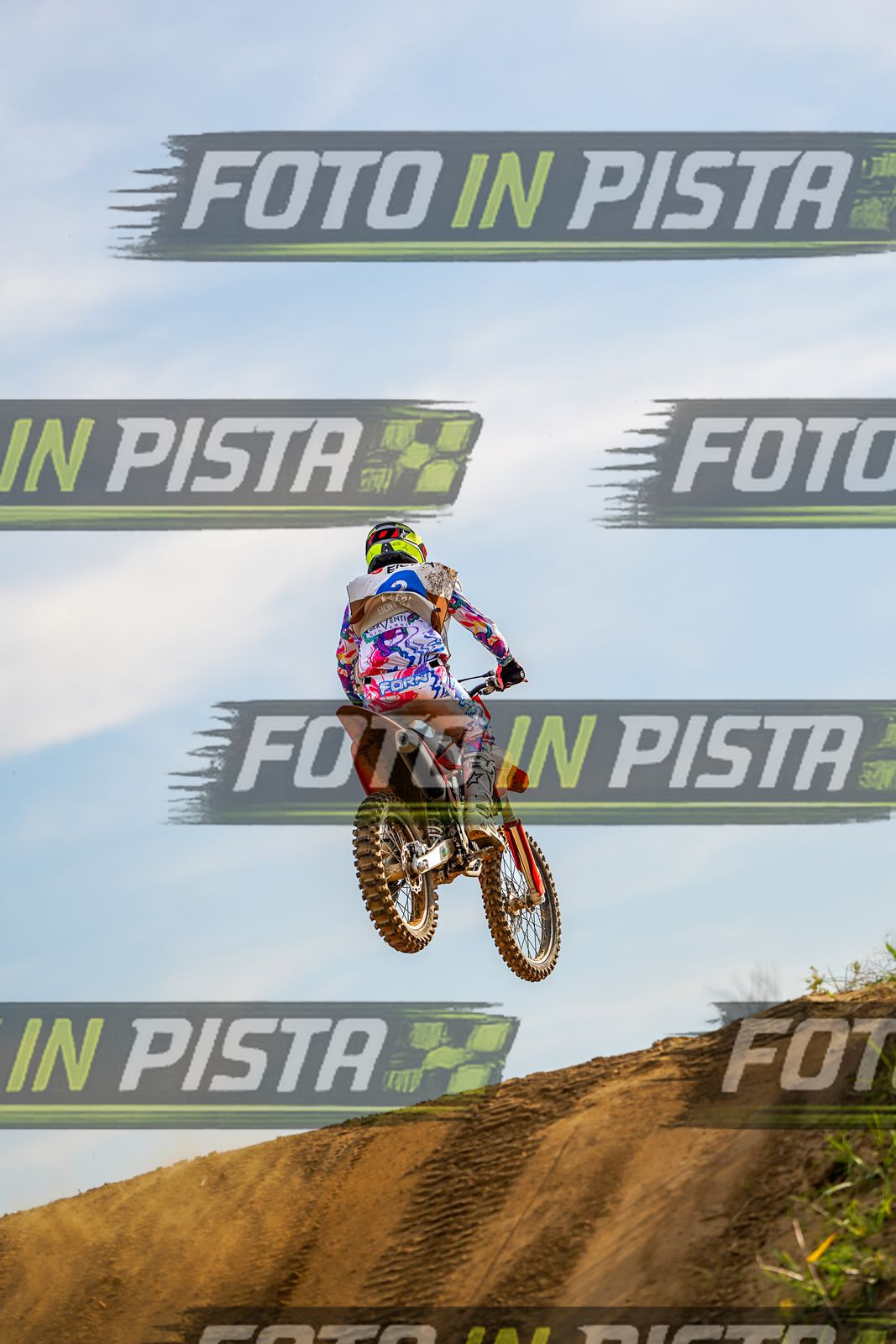 EICMA 20-09 17:00-18:00 · DOS05418