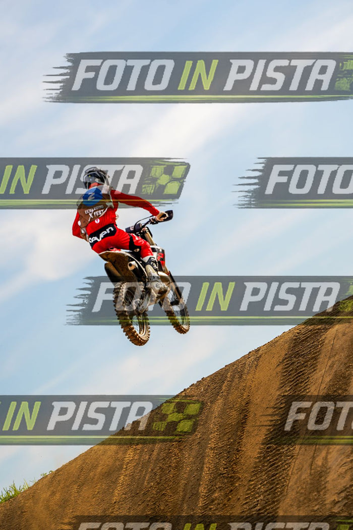 EICMA 20-09 17:00-18:00 · DOS05441