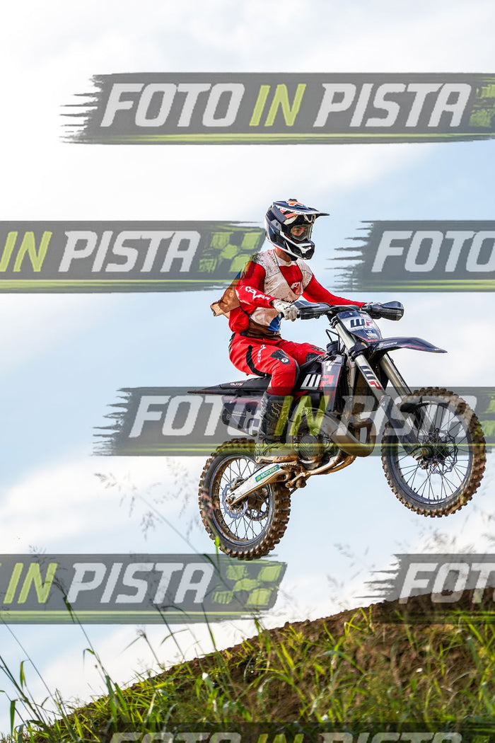 EICMA 20-09 17:00-18:00 · DOS05449