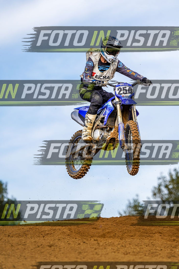 EICMA 20-09 17:00-18:00 · DOS05457
