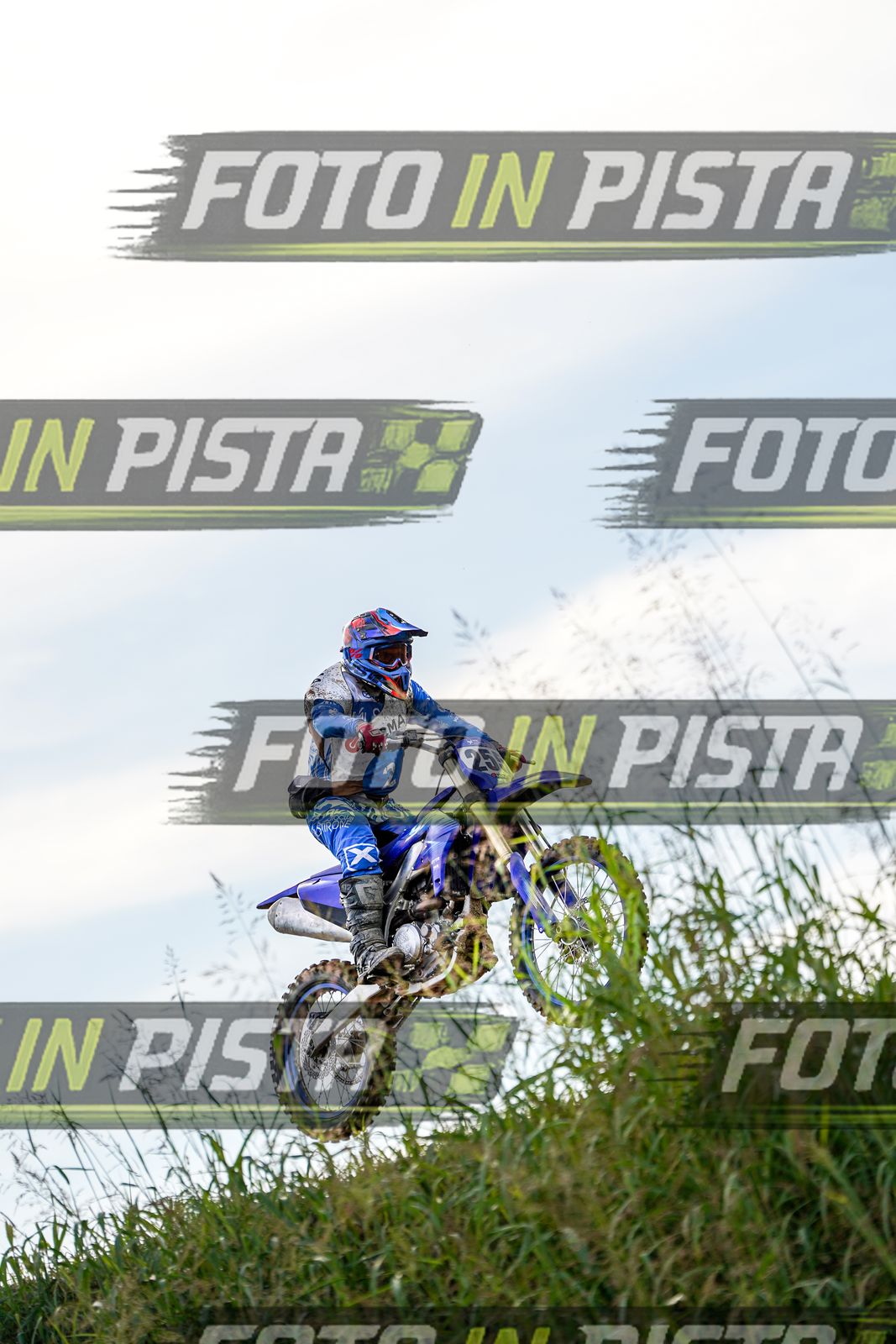 EICMA 20-09 17:00-18:00 · DOS05465