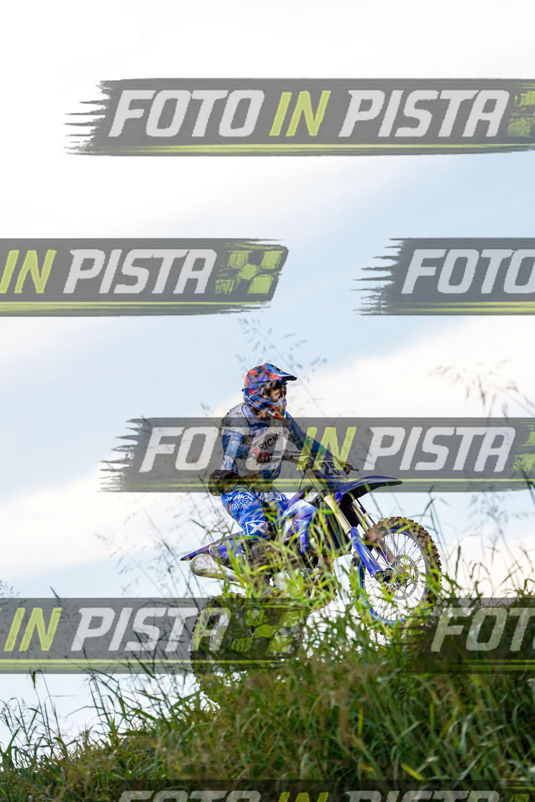 EICMA 20-09 17:00-18:00 · DOS05466