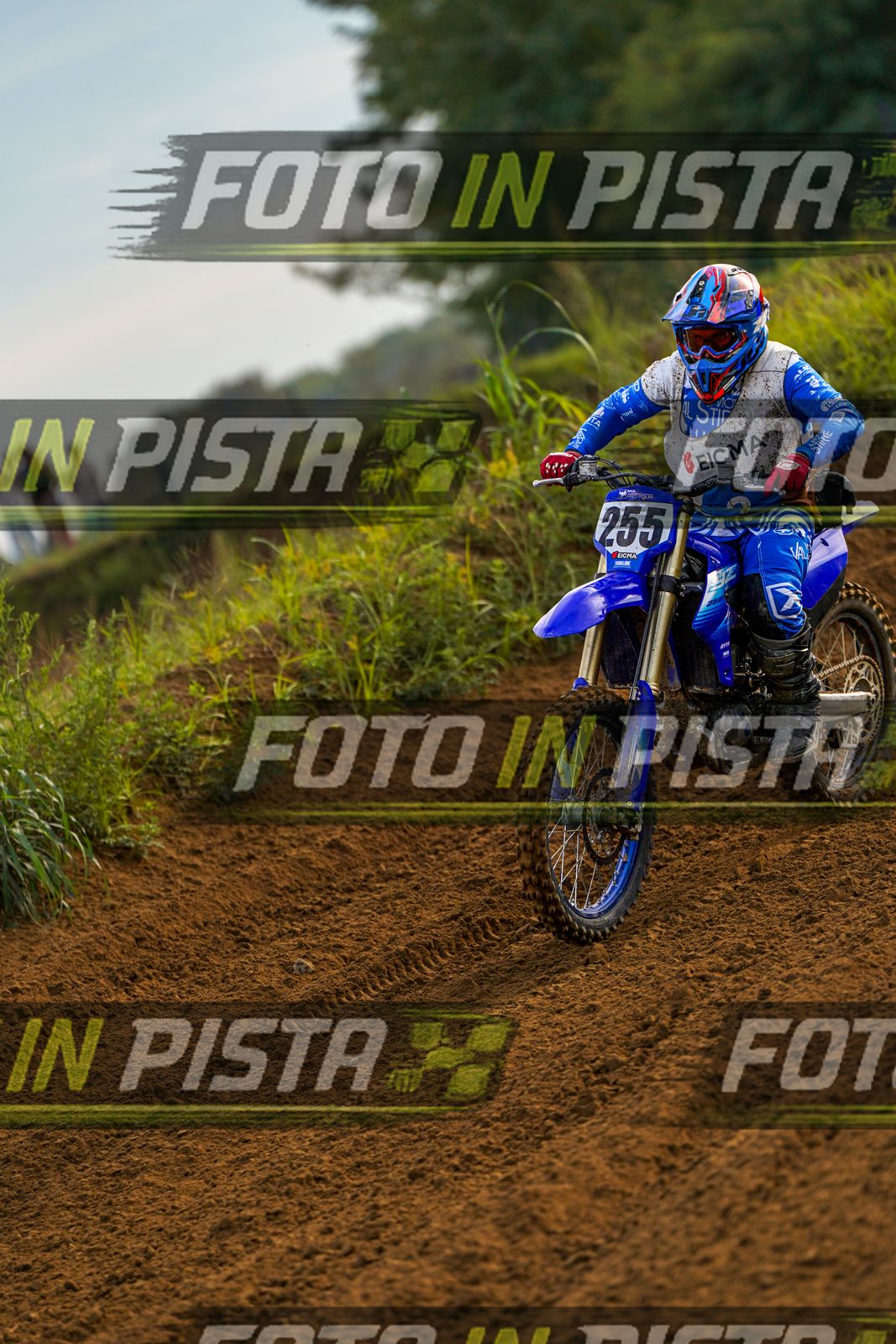 EICMA 20-09 17:00-18:00 · DOS05481