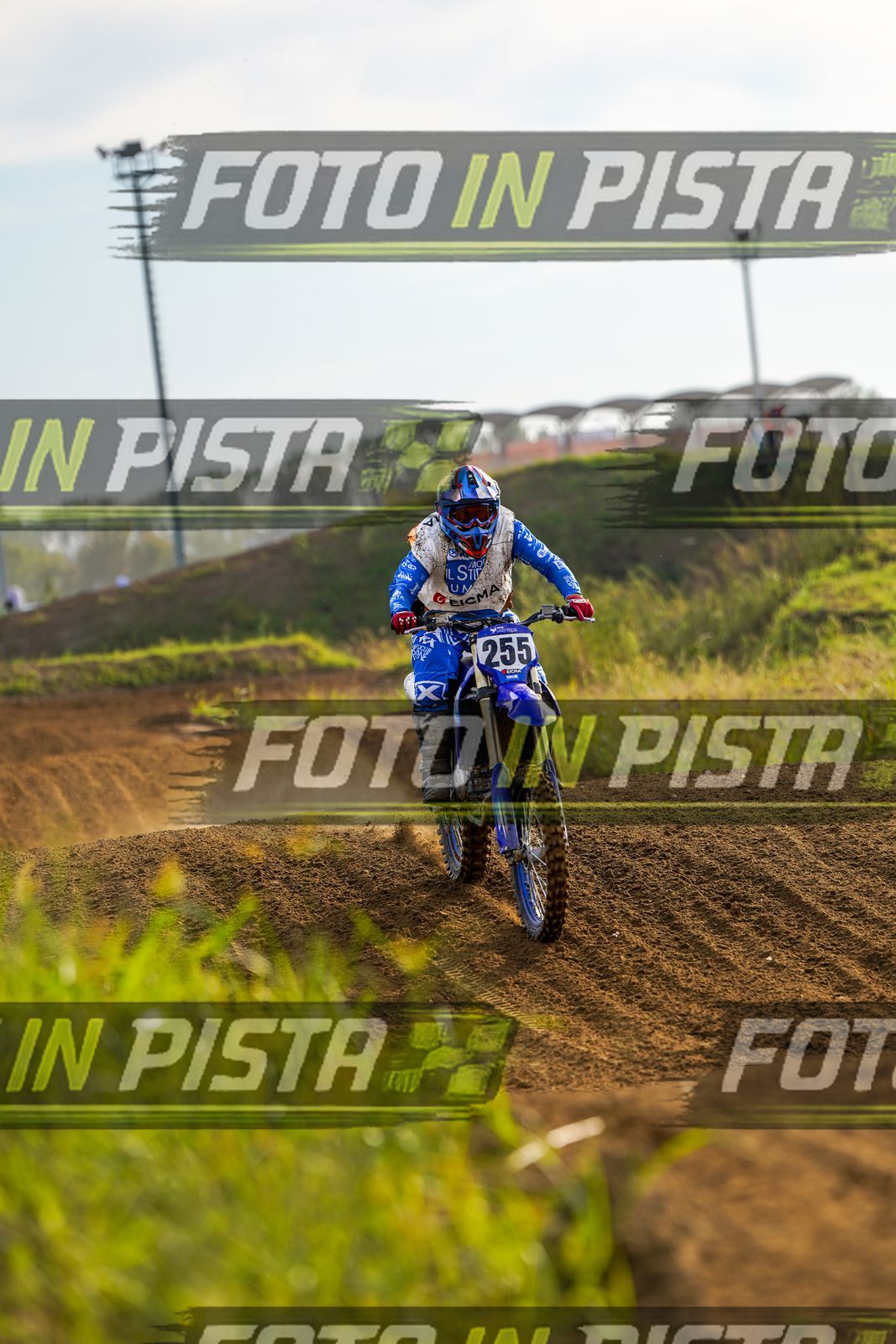 EICMA 20-09 17:00-18:00 · DOS05485