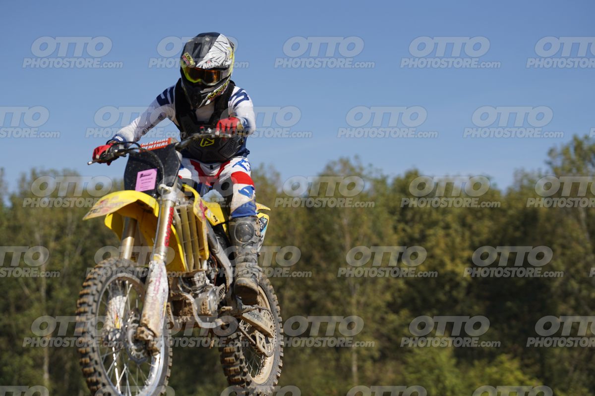 000 YELLOW · DOS05618