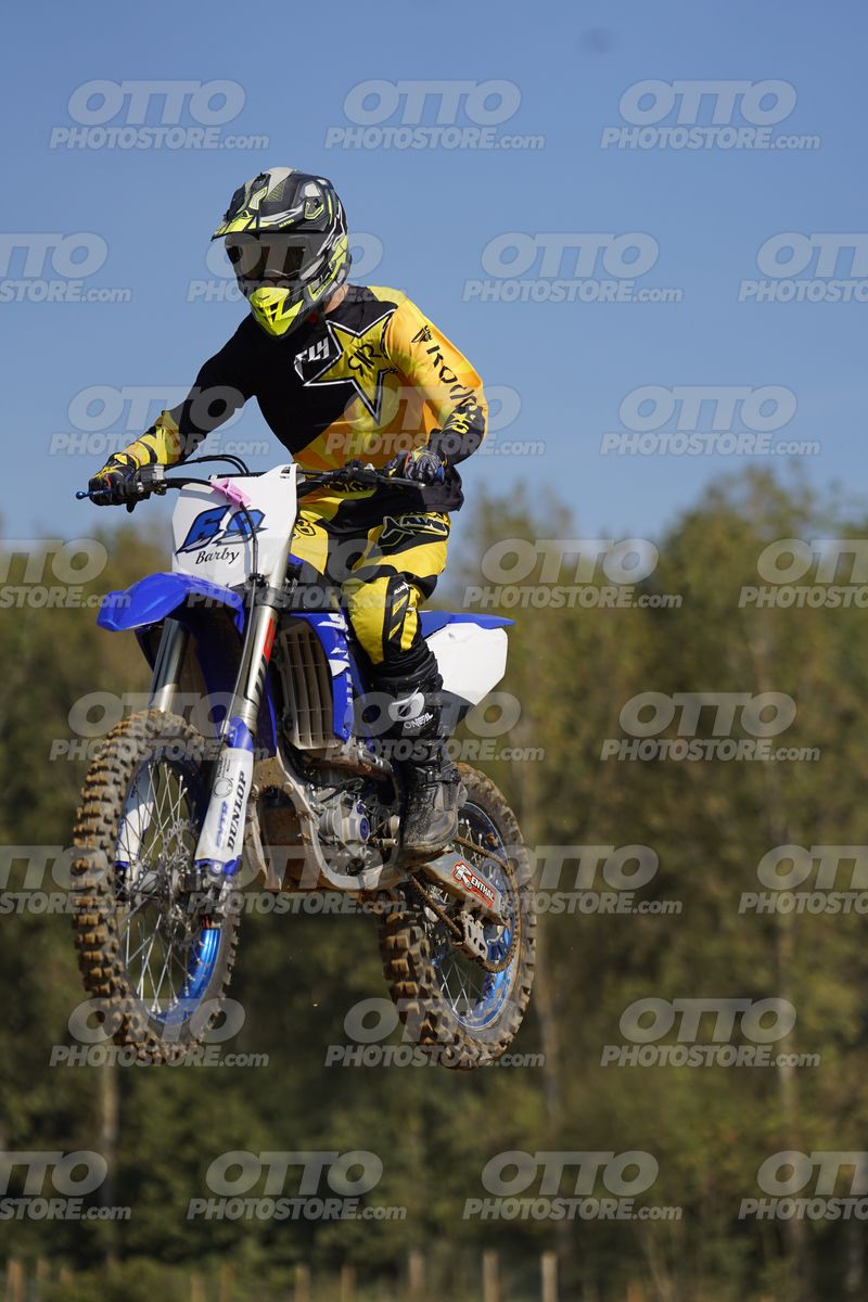 69  (BARBY) · DOS05645