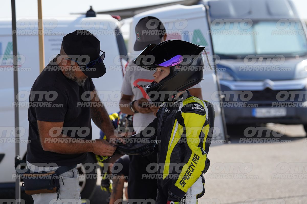 PADDOCK · DOS06489