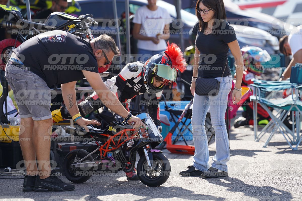 PADDOCK · DOS06498