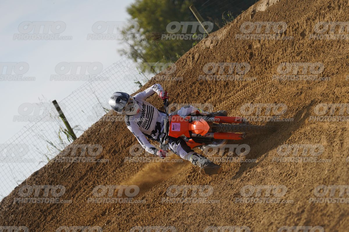00 KTM · DOS07372