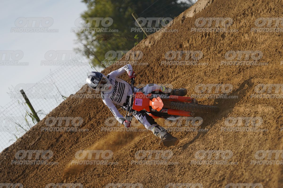 00 KTM · DOS07373